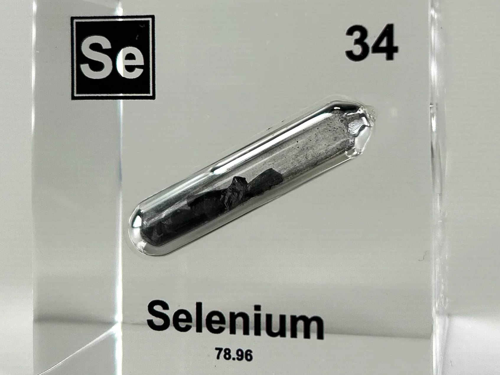 Example of selenium, an essential trace element