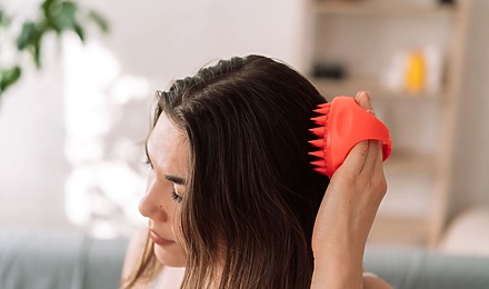 12 Best And Worst Scalp Massagers For Hair Growth (2024)