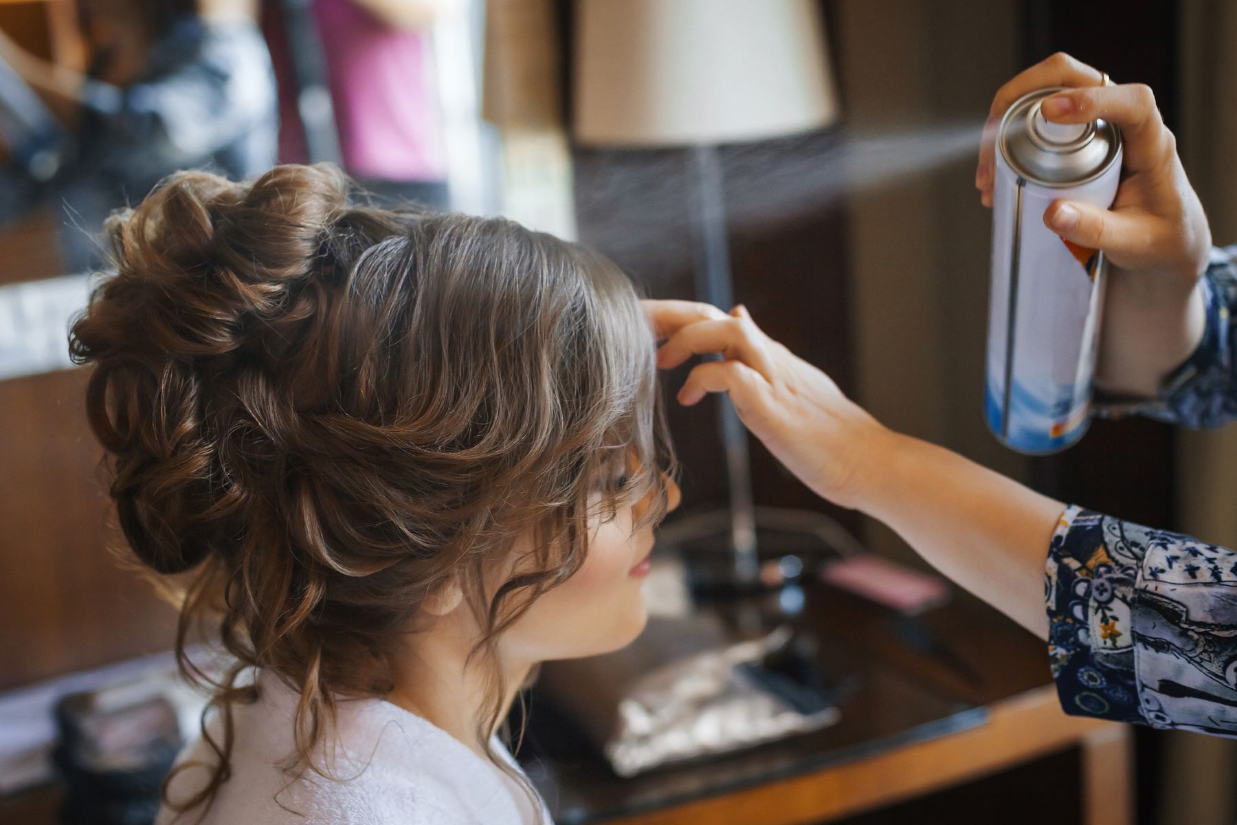 Bride hiding her thinning patches with hair thickening spray