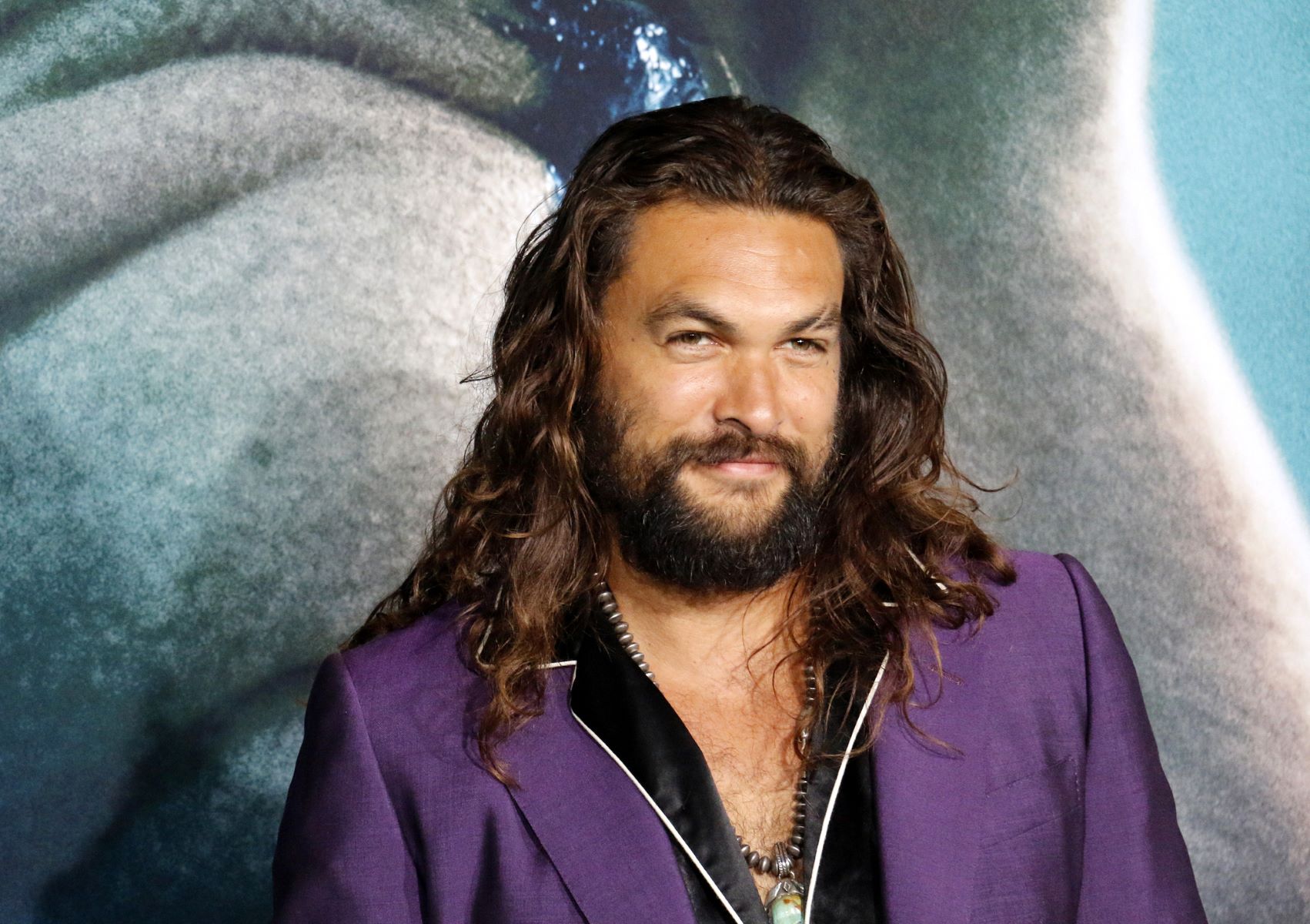 Jason Momoa wearing a beard