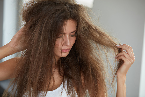 Ways To Treat & Repair Damaged Hair At Home 