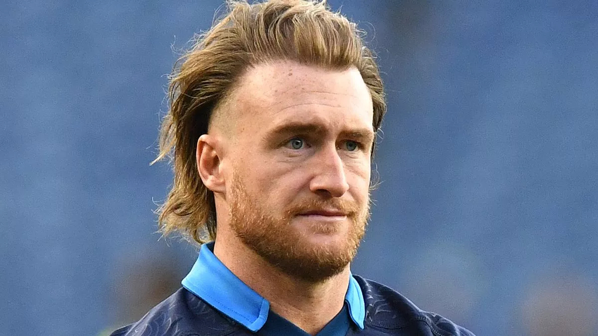 Stuart Hogg post second hair transplant