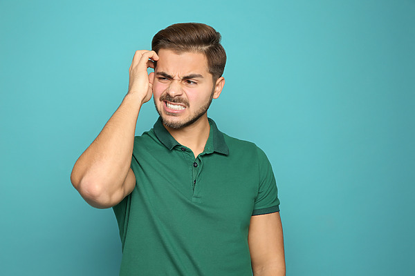 23 Causes of An Itchy Scalp, According to the NHS